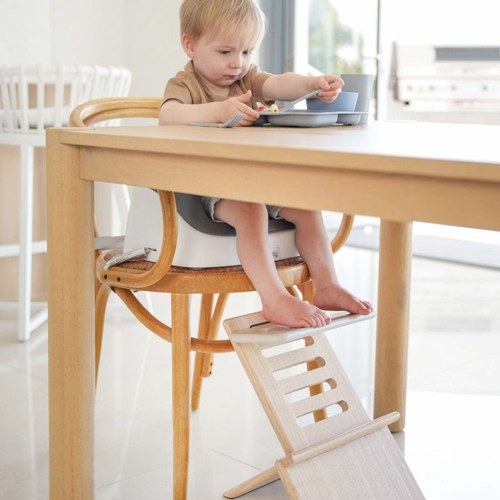Adjustable Kids Dining Chair Footrest | Stability & Comfort | Footsi Grow®